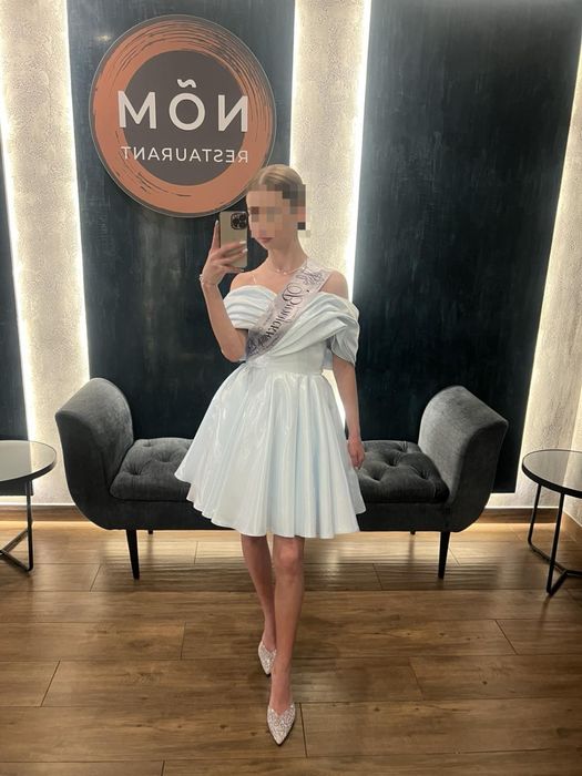 Випускна сукня розмір s-xs