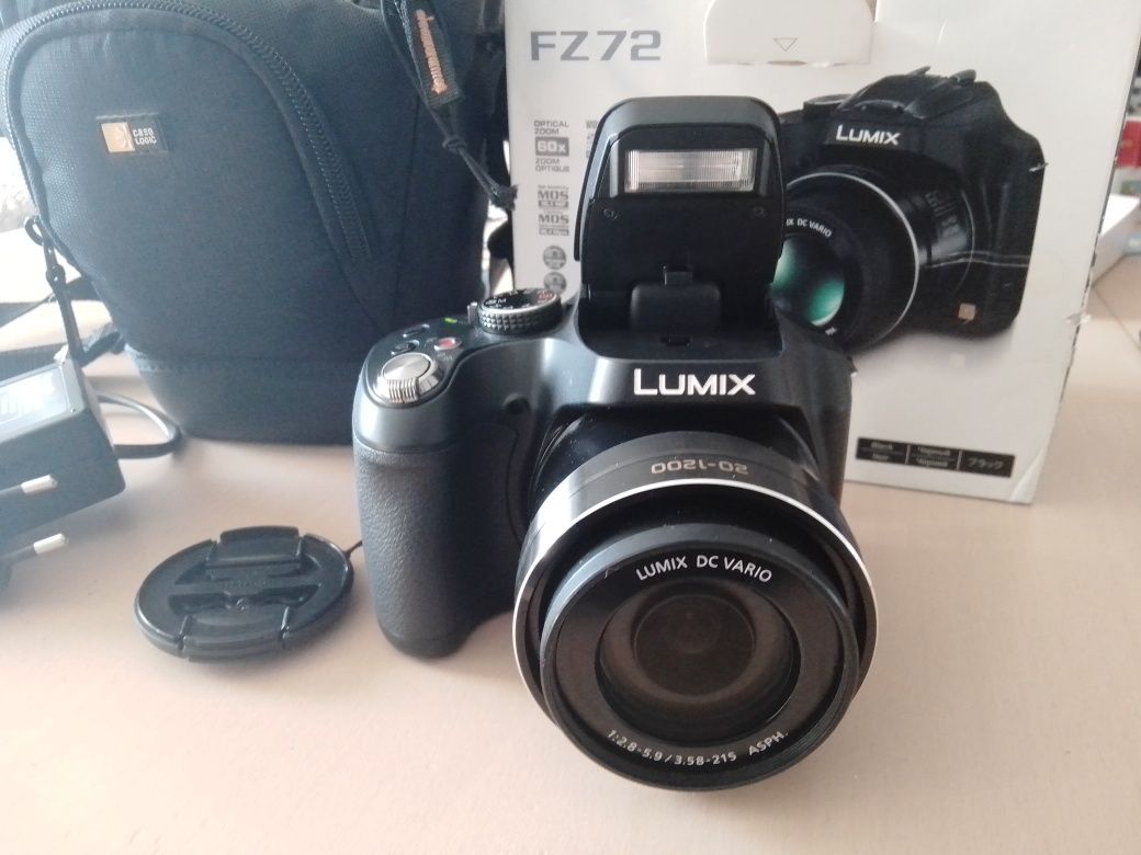 Aparat PANASONIC Lumix czarny