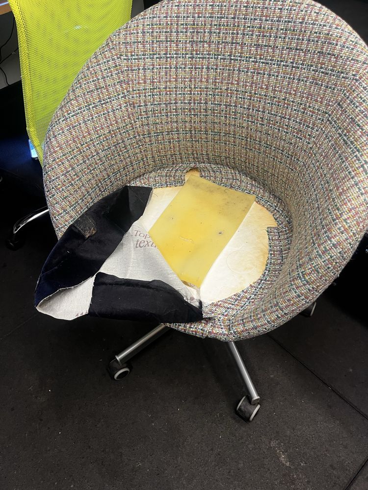 Fotel obrotowy kubełkowy skruvsta ikea