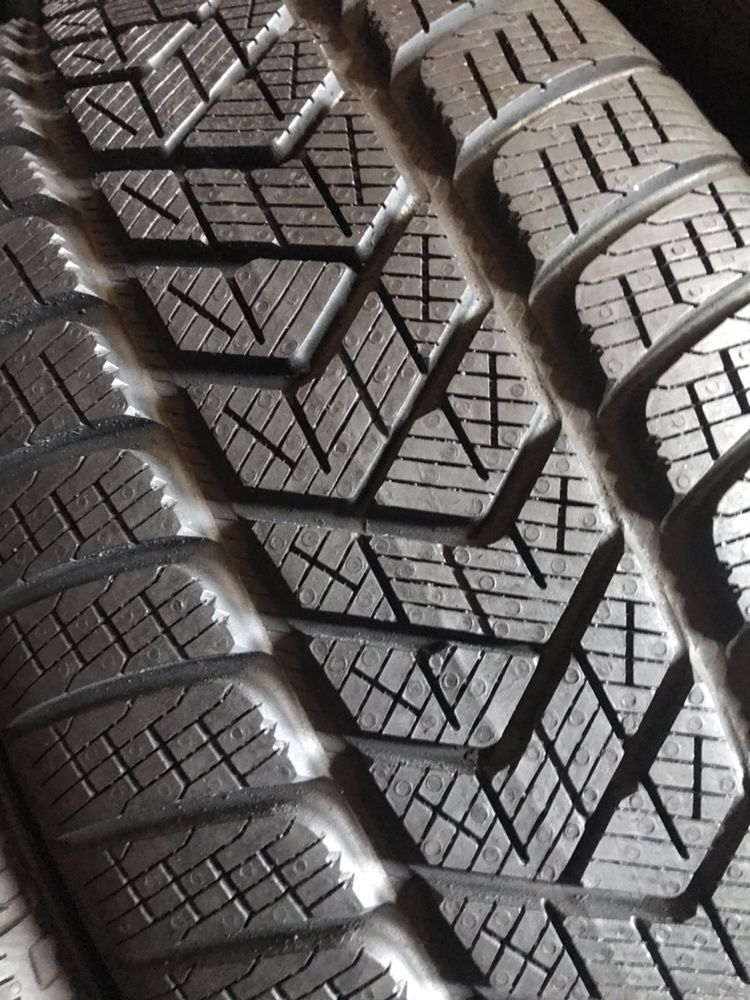 235/55/19 R19 Pirelli Scorpion Winter 4шт новые зима