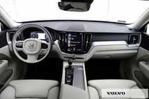 Volvo XC 60 D4 AWD Inscription / 4x4 / POLESTAR / DACH PANORAMA