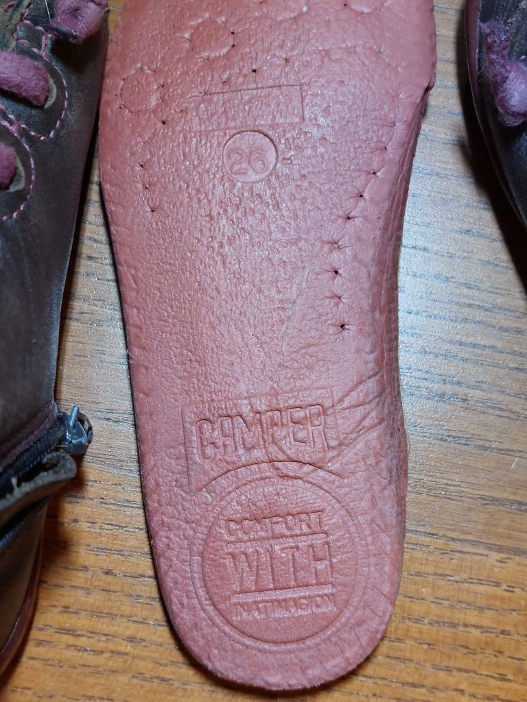 Dziecięce buty za kostkę, trzewiki. Camper. Rozmiar 26