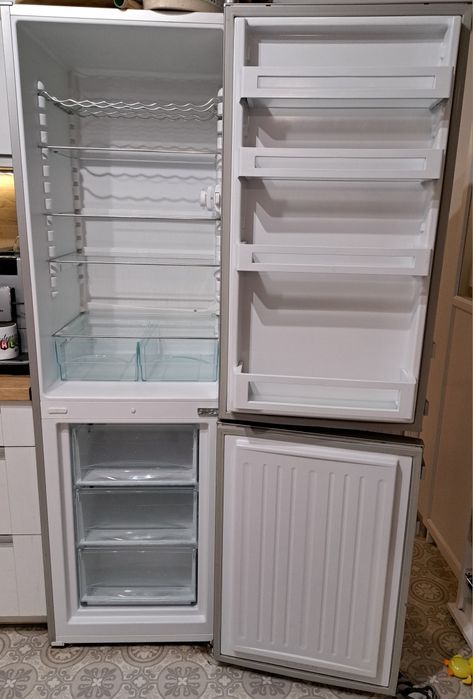 Lodówka Liebherr CUEF 3311 wymiary 180x55x63