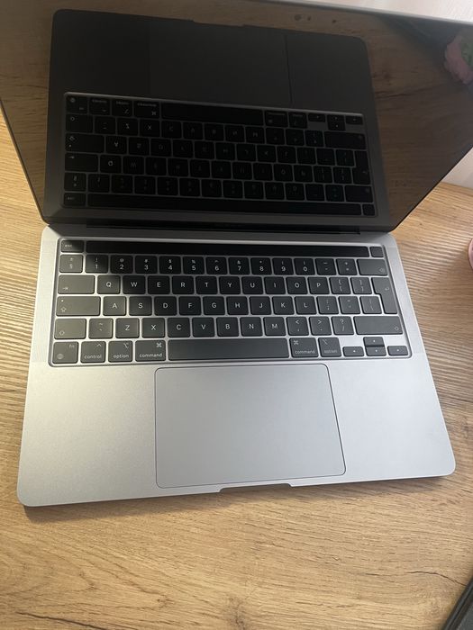 Mac Book Pro на запчастини