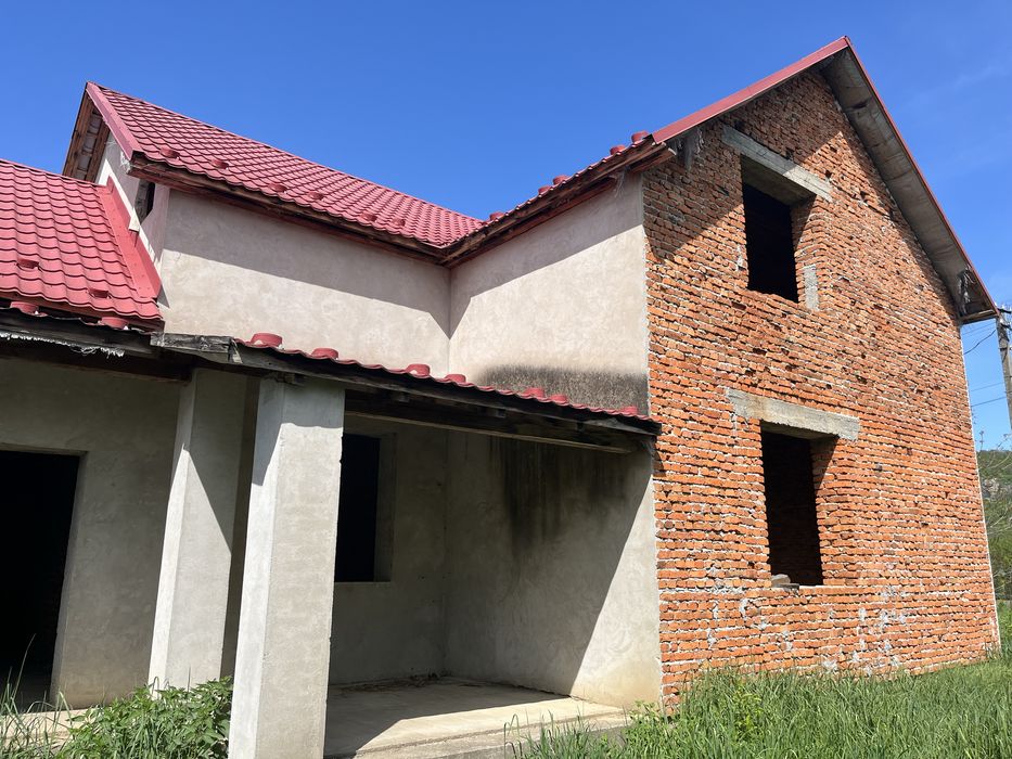 Недобудова 235 м2 приват ділянка 12 сот Берегово винзавод «Чізай»