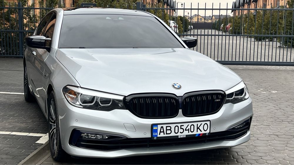 Продам BMW G30 540I XDrive 340hp 8-ст АКПП