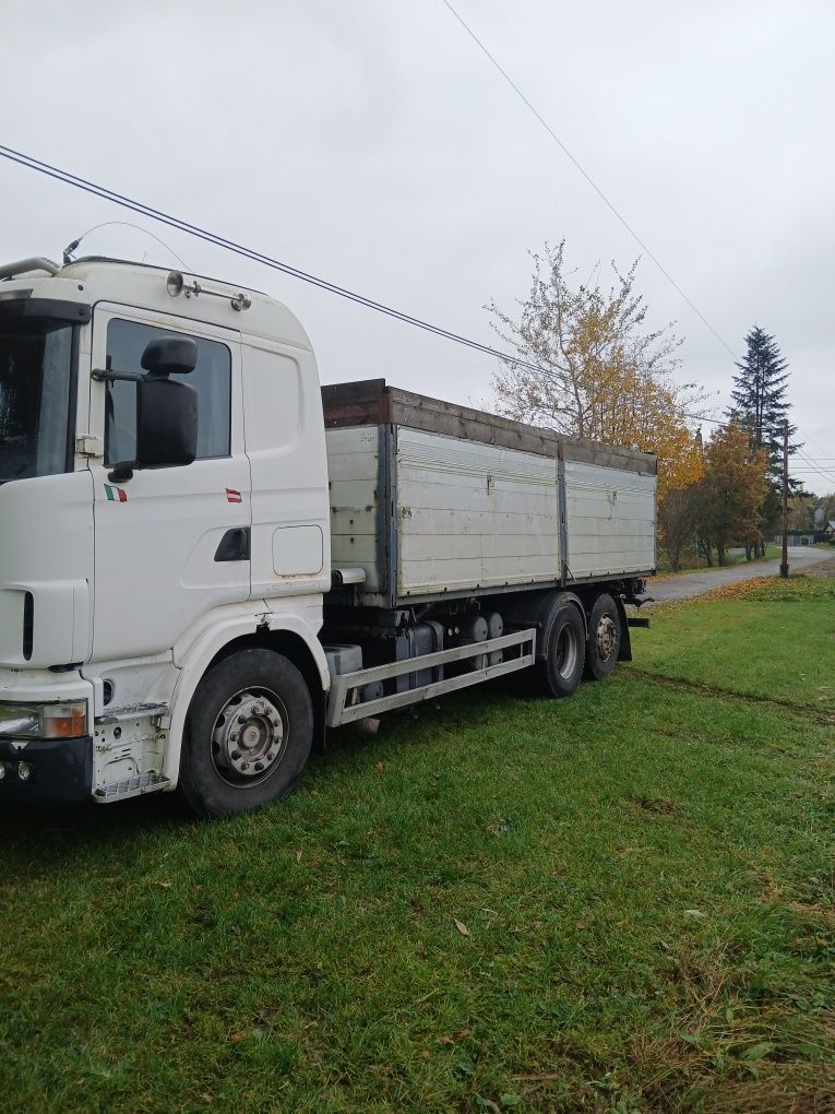 Transport ciężarowy materiałów sypkich 16ton