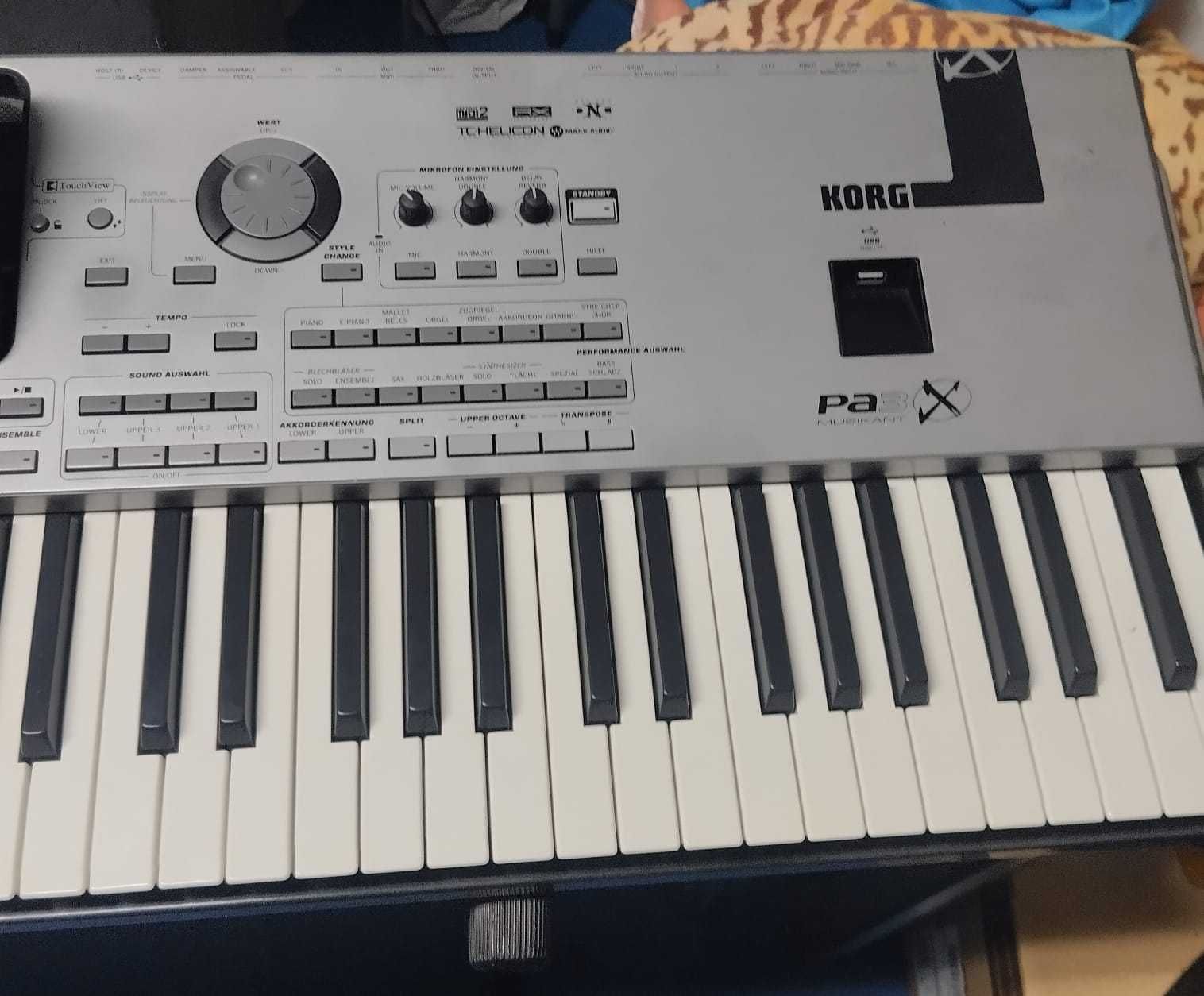 Korg PA3x76 musikante em muito bom estado