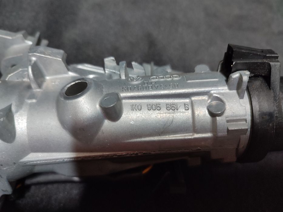 Замок запалювання Гольф 5 Гольф 6 1k0905851B 1k0905865 замок зажигания