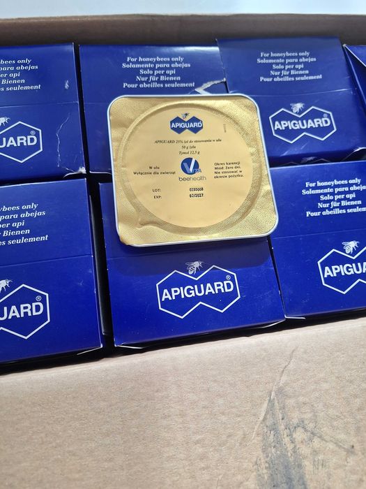 Lek do zwalczania warrozy APIGUARD