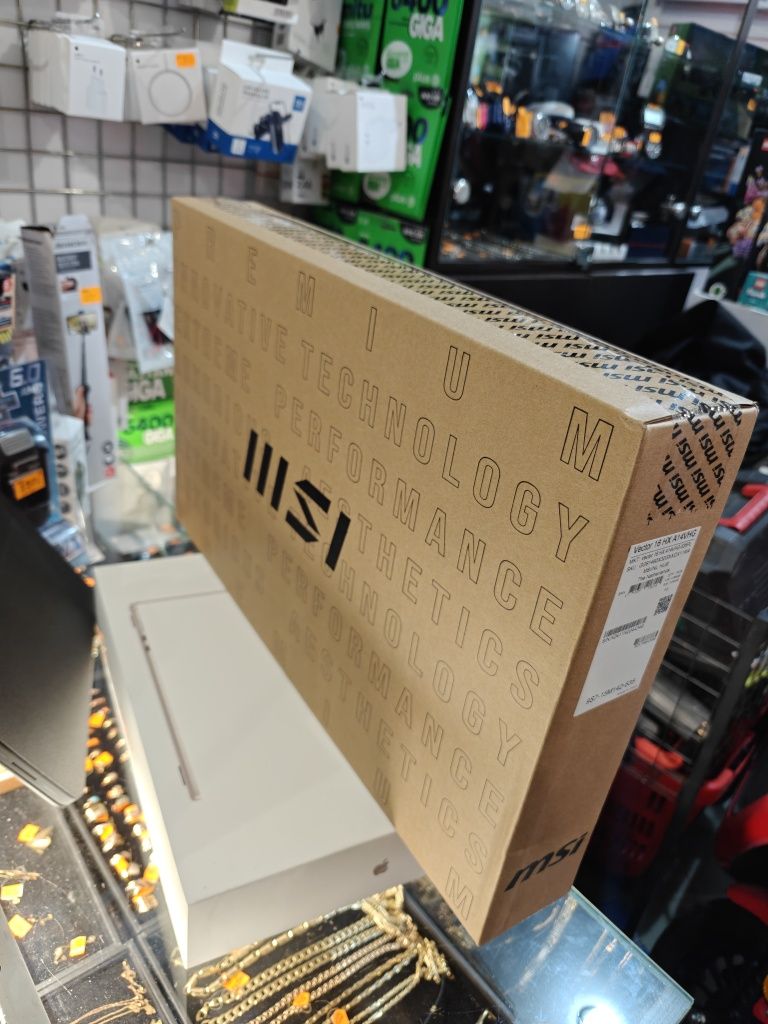 MSI Vector 16 HX A14V i9-14900HX RTX4080 32GB/1TB.. Nowy GW2lata..PAT-