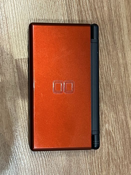Ігрова приставка Nintendo ds lite