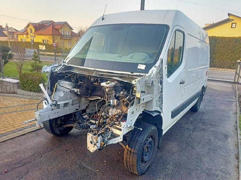 Nissan NV400 jak Renault Master czy Opel movano 2016