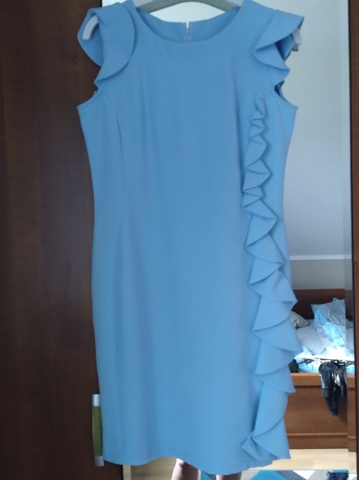 Sprzedam sukienkę błękit z  falbaną wesele r.36 Ralfen