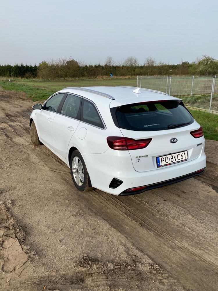 KIA CEED - kombi 2021 rok - super stan ,