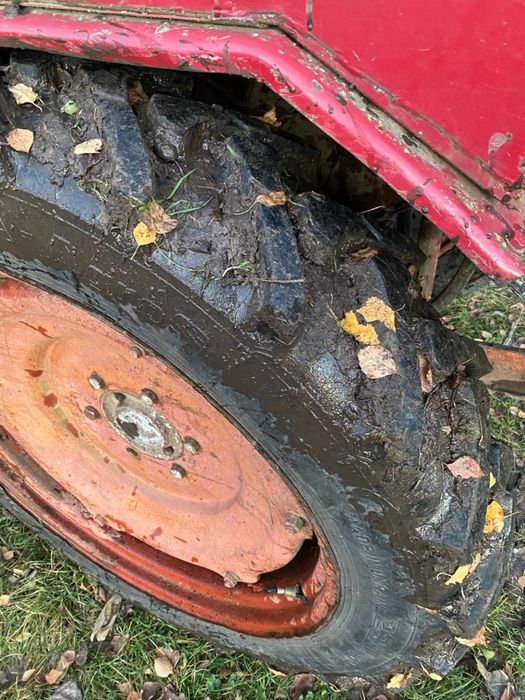 Трактор т-25.