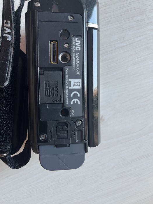 Sprzedam kamere Jvc z dyskiem 30gb