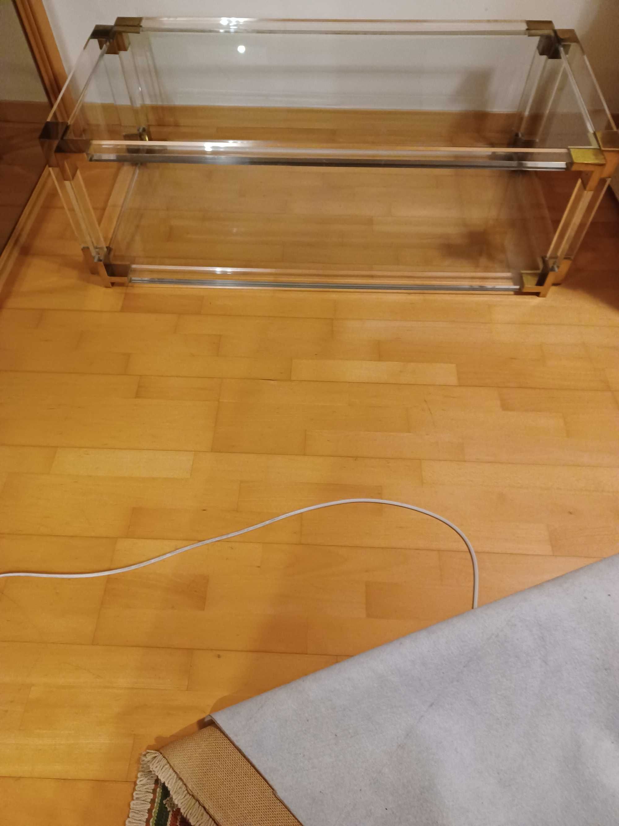 Mesa de Centro em Acrílico e Vidro