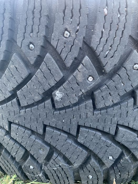 Оригіальні диски нісан патфайндер з зимовою гумою.