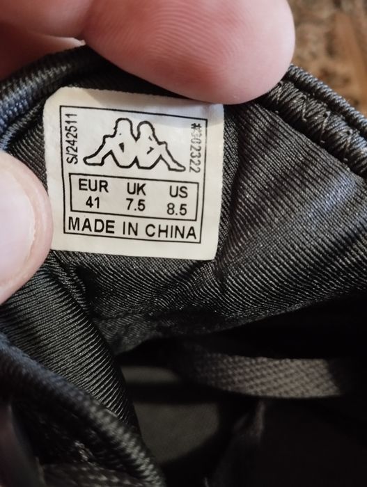 Продам оригінал кросівки Kappa