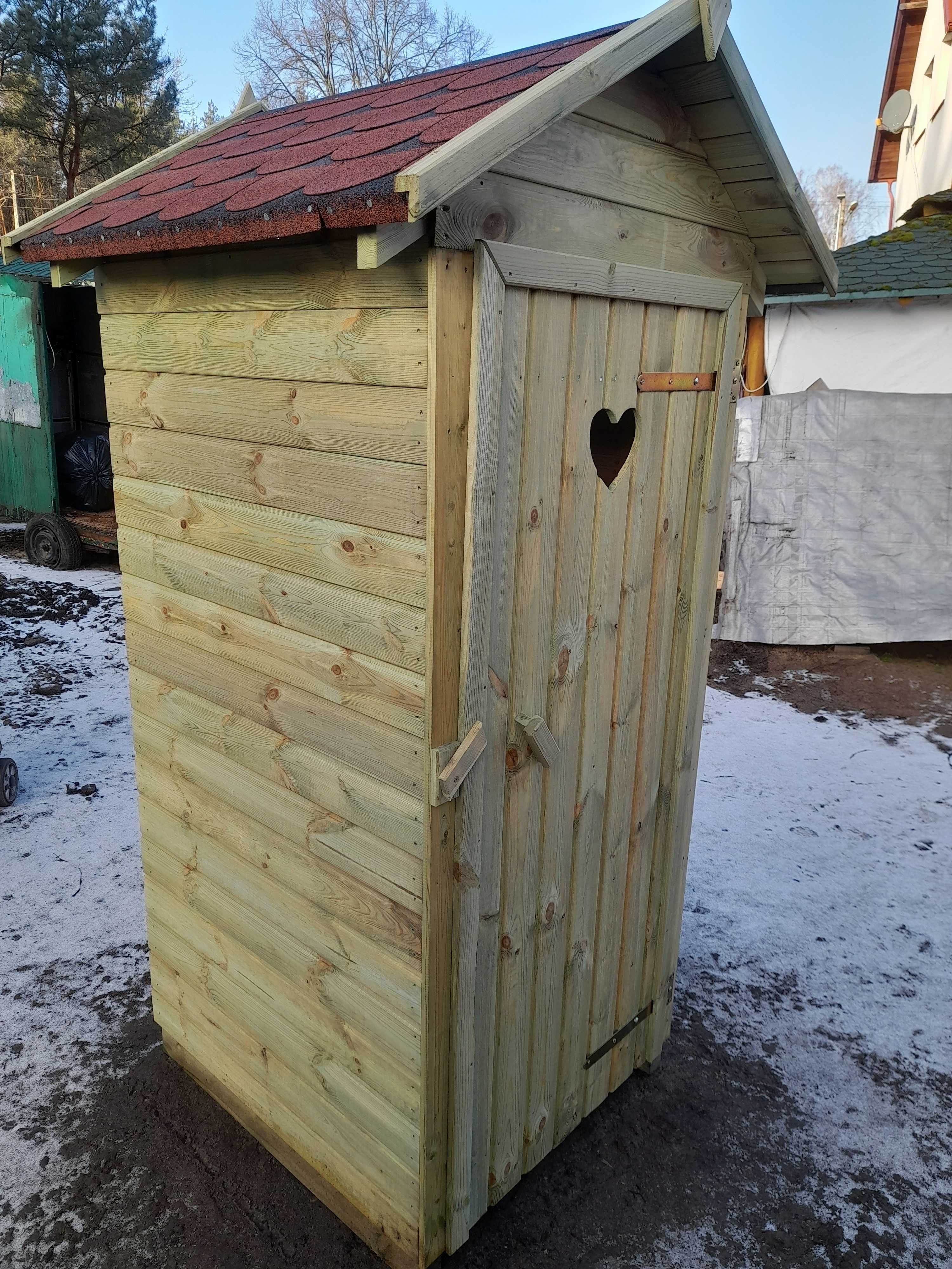 Toaleta drewniana,WC,wychodek,latryna,z drewna iglastego.