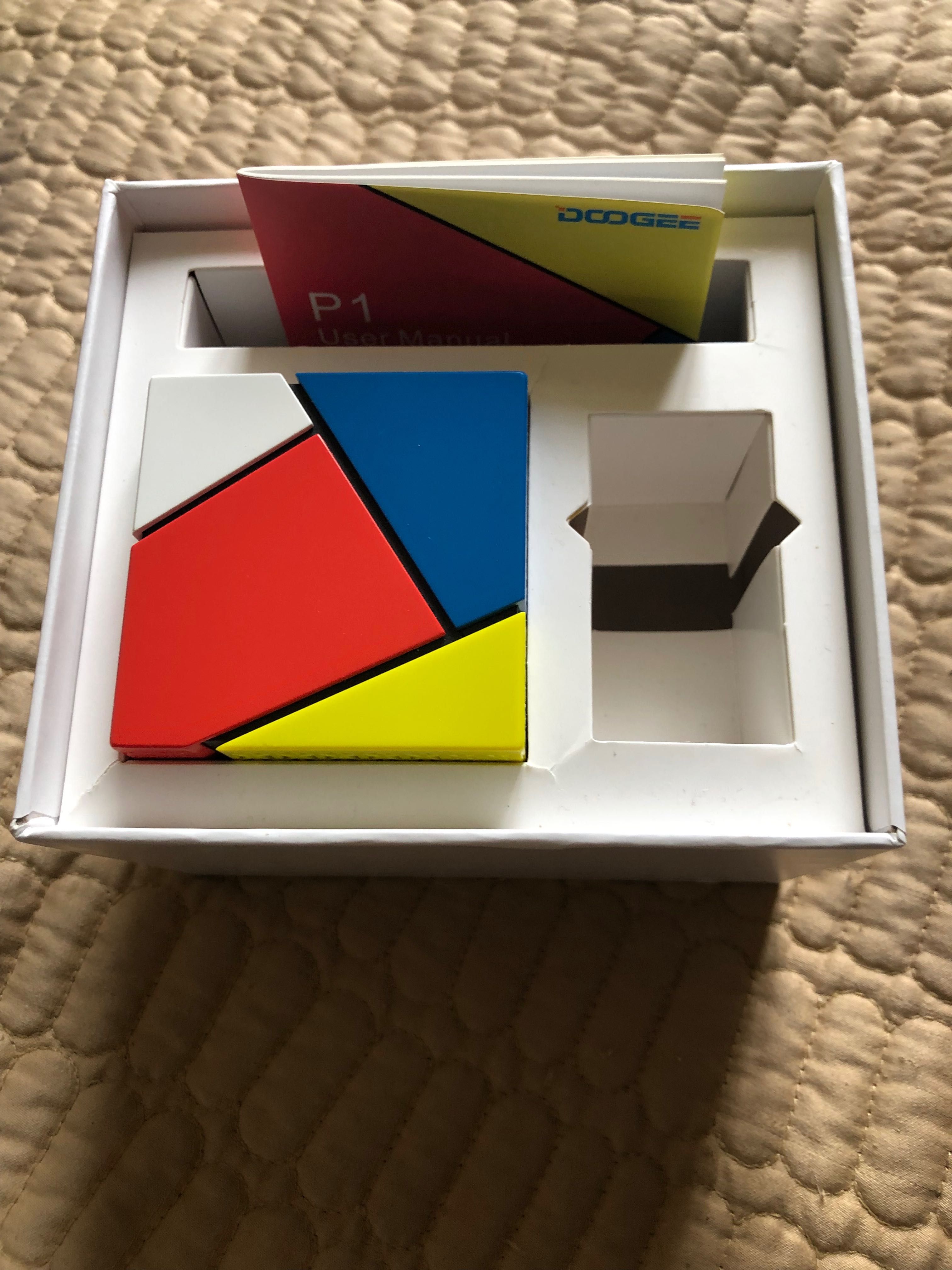 Projetor doogee p1 mini cubo