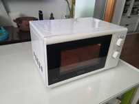 Kuchenka mikrofalowa Gorenje MMO20MGWII z grillem 800W
