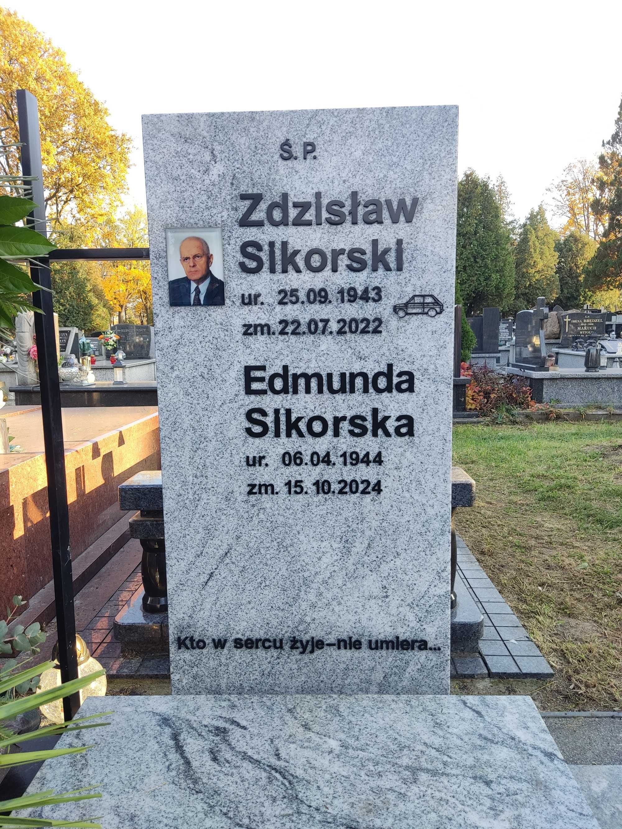 Liternictwo nagrobkowe - dopisy bez demontażu