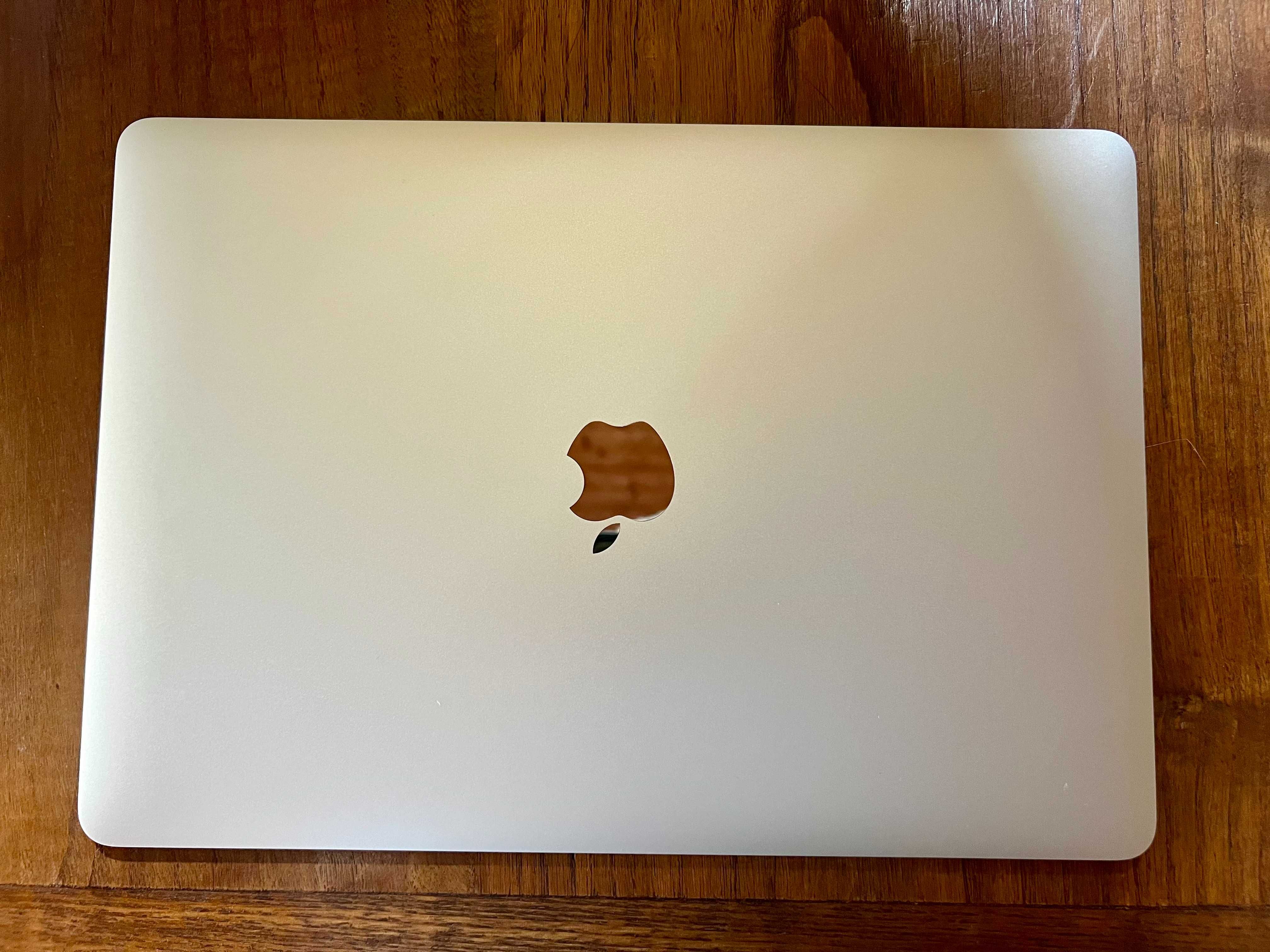 MacBook Air M1 2020 / 256GB SSD