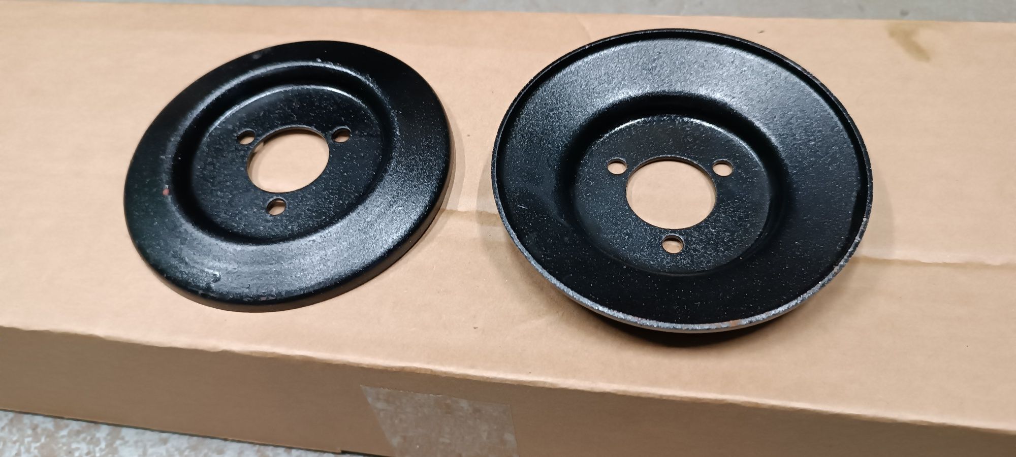 Fiat 126p koło pasowe alternatora i prądnicy nowe