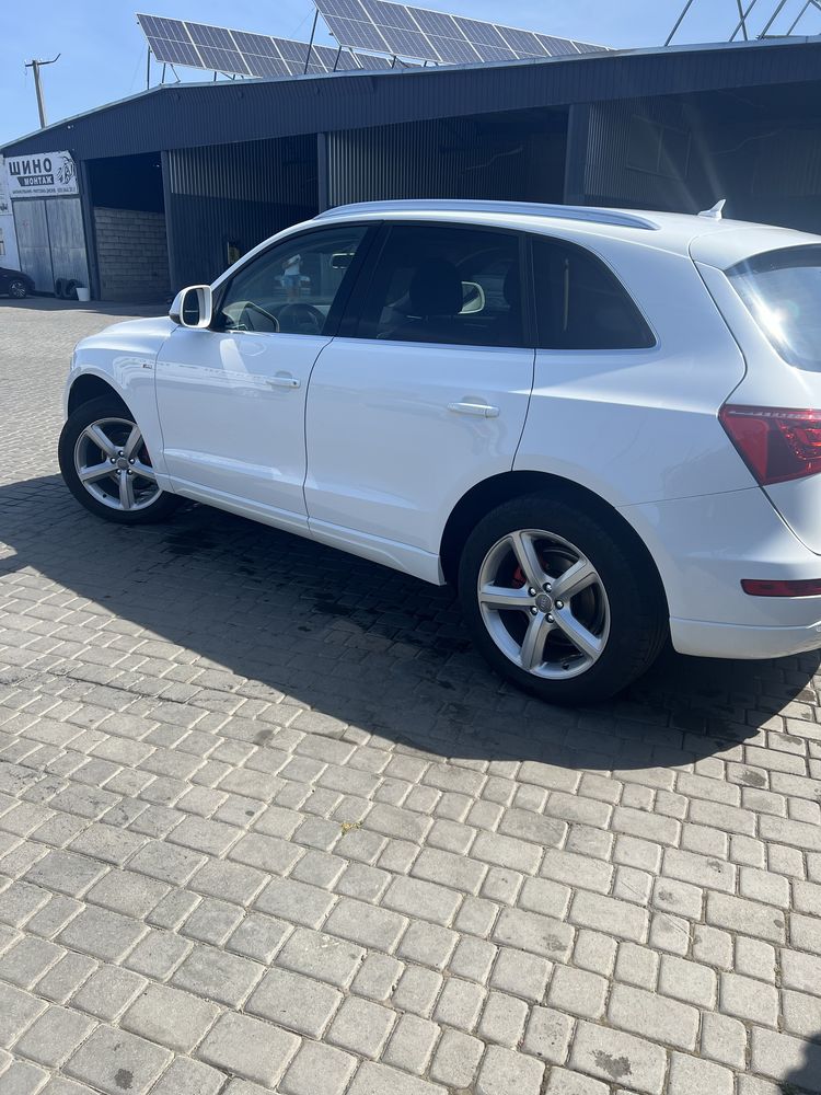 Ауді Q5 2.0 tdi 2009р.