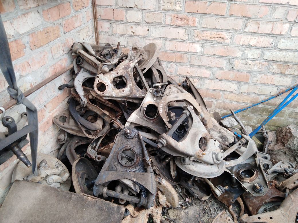 Нижние рычаги ВАЗ, Жигули