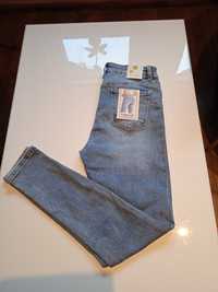 Spodnie jeansowe M.Sara z Push ap rozmiar XL Nowe z metką