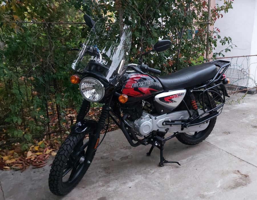 Bajaj boxer 150x