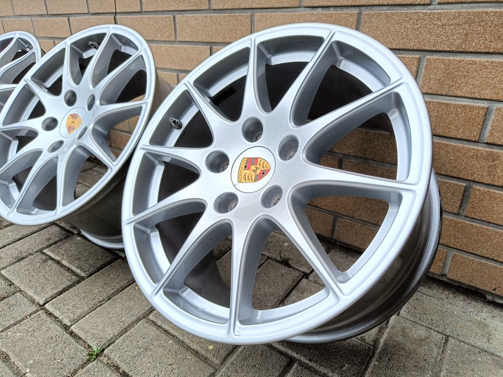 Felgi Aluminiowe 18 Cali 5x130 8/9Jx18 ET59/53 - Porsche Panamera S