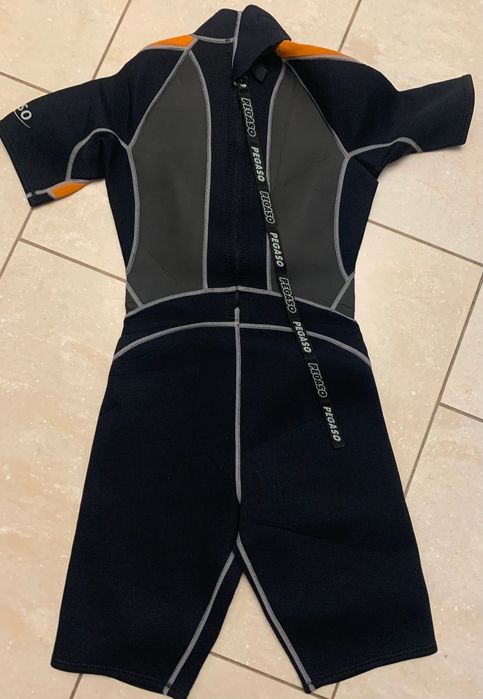 Kombinezon pływacki pianka neoprenowa Pegaso XS nurkowanie, extra stan