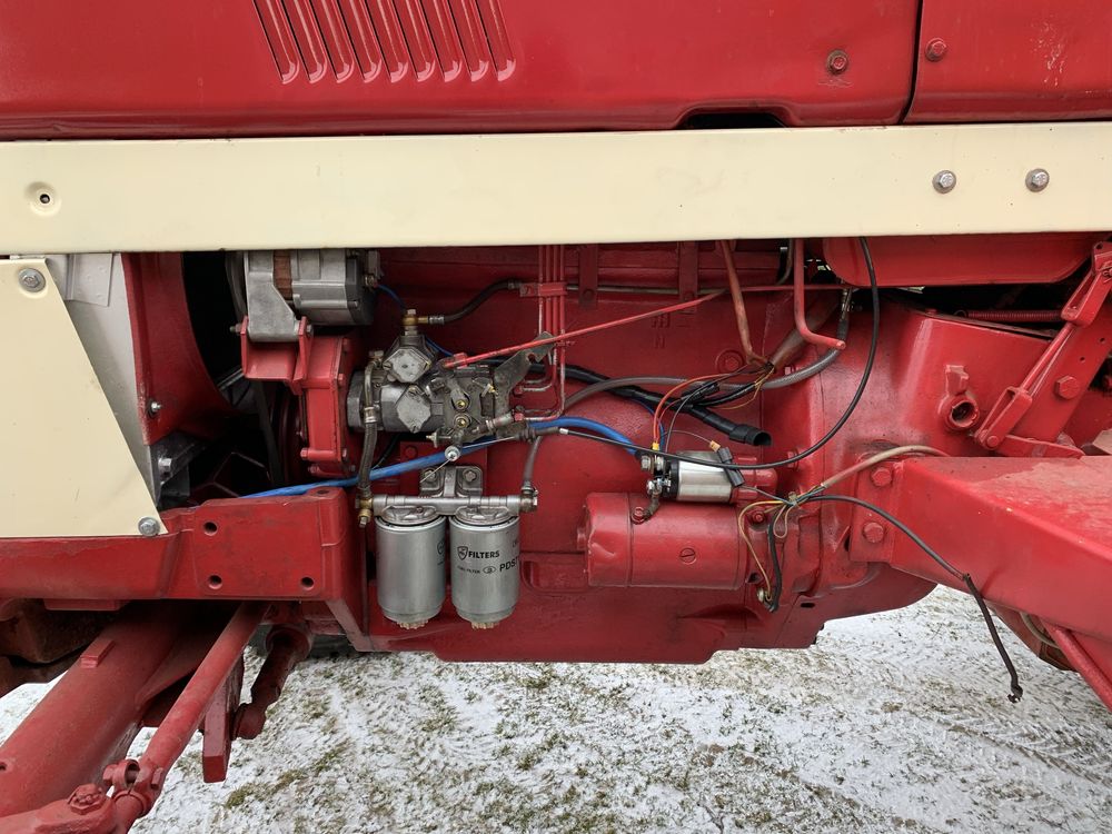 Case international 645