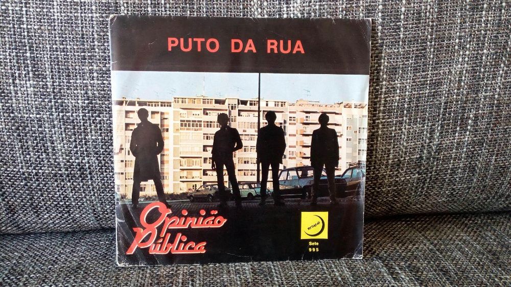 Opinião Pública - Puto da Rua / Ela é Tua (7" Single)