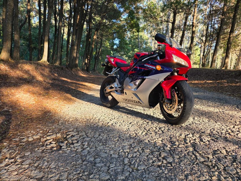 Honda CBR 1000RR 2005