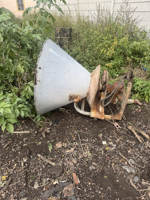 Rozsiewacz do nawozów „ LEJ”