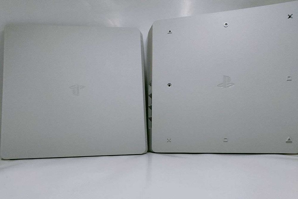 Новий пластик корпусу PS4 Slim 4 Білий (верх + низ)