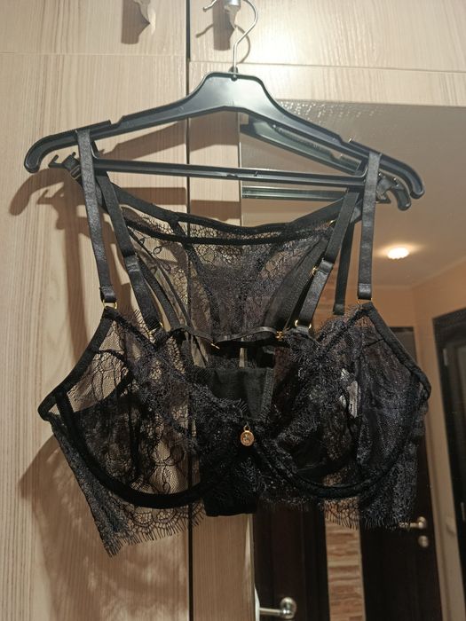 Новий комплект нижньої білизни