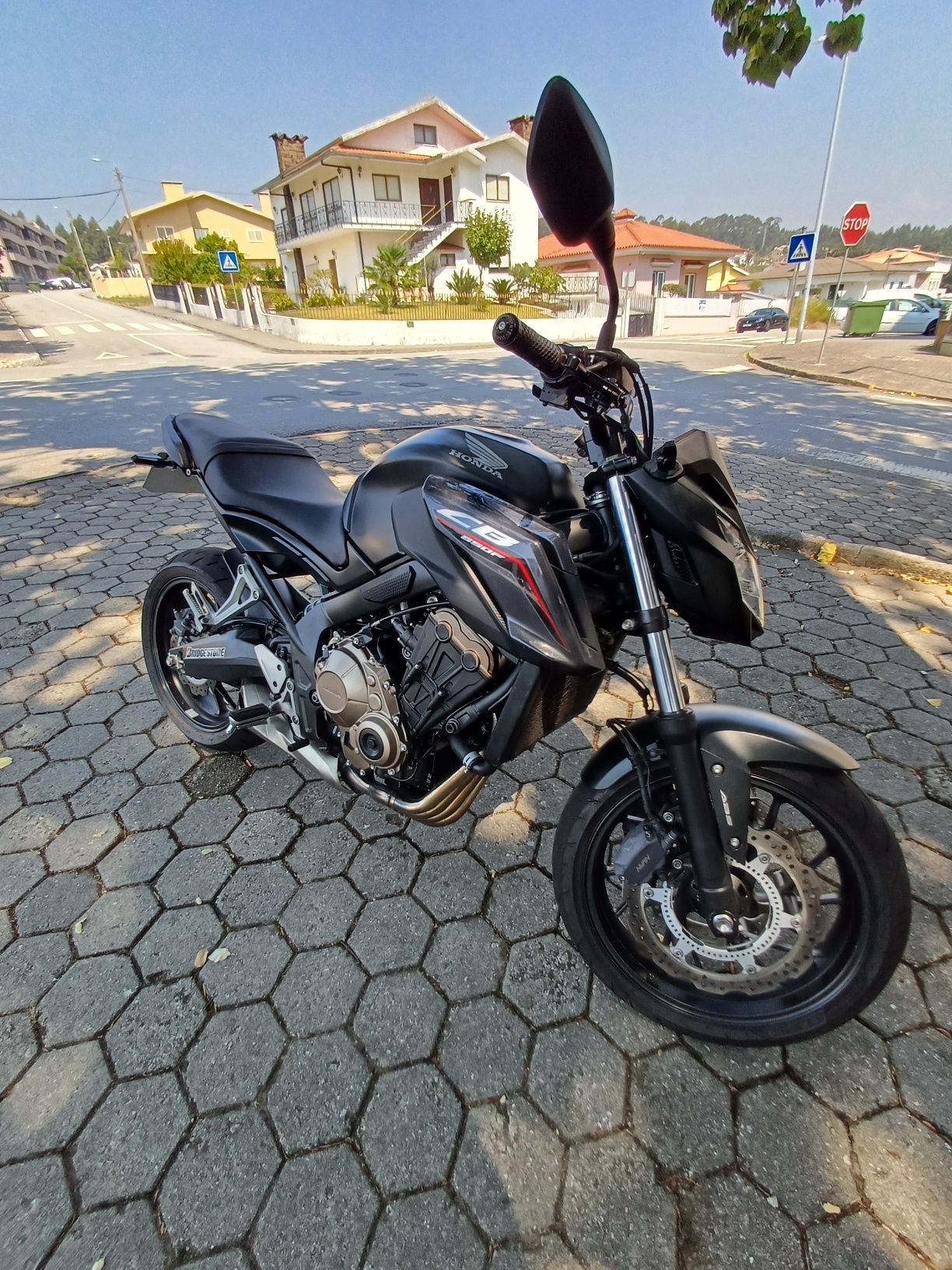 Cb 650f 2018 abs  35.400km