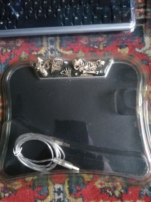 Skull Клавіатура+мишка+usb hub коврик+колонки