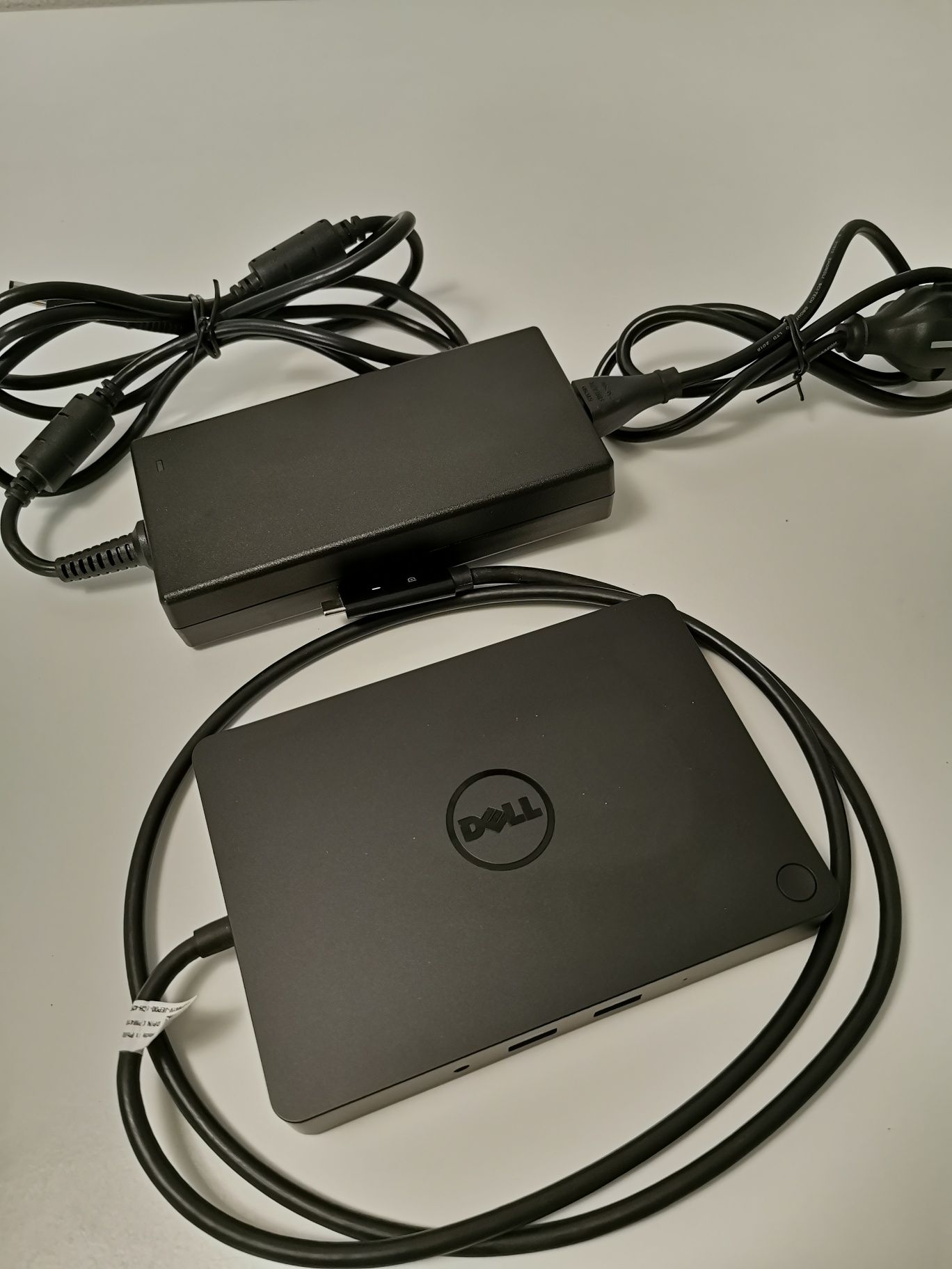 DELL stacja dokująca WD15 K17a plus zasilacz 180w