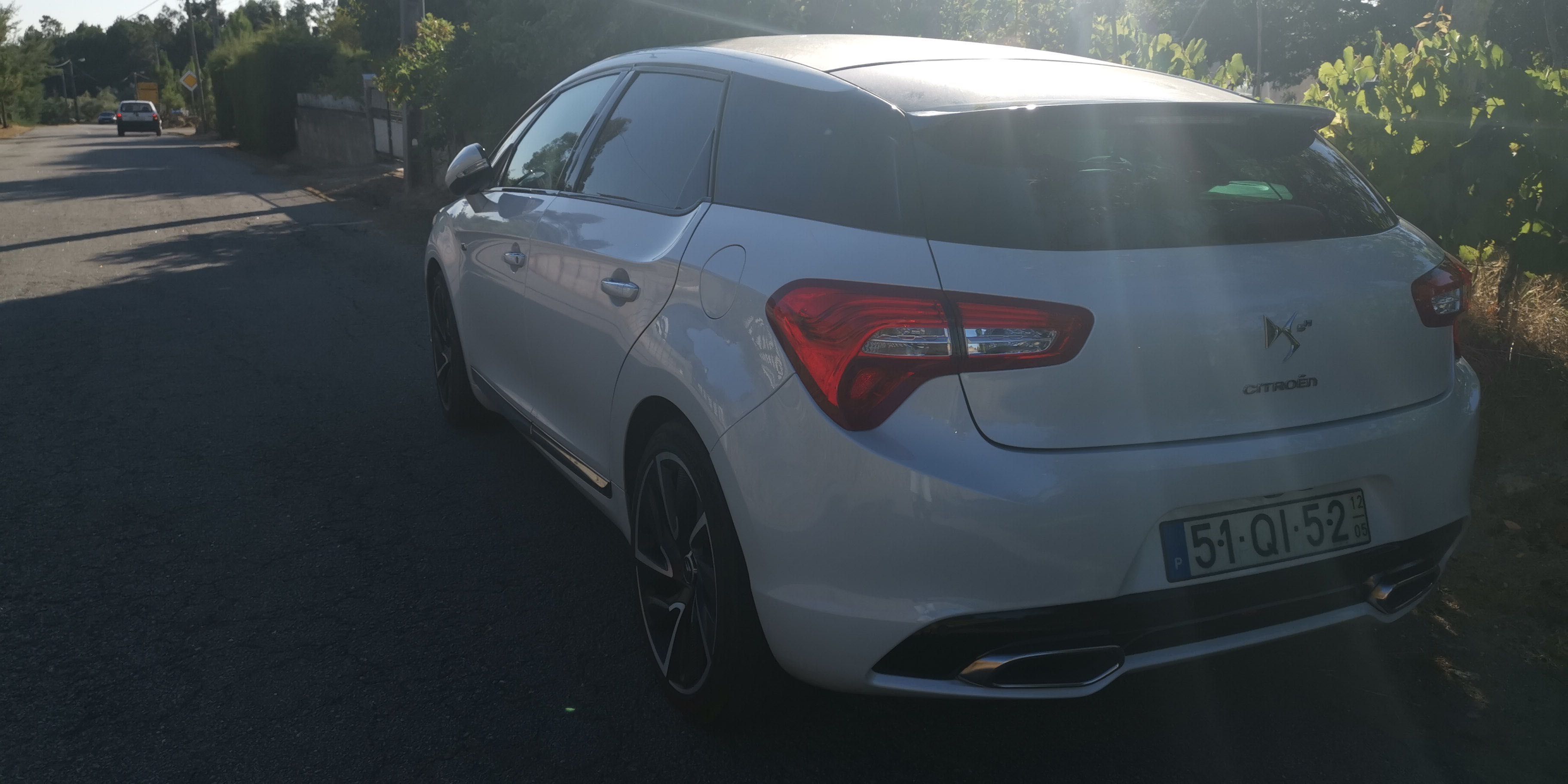 Ds5 Hybrid Full Extras