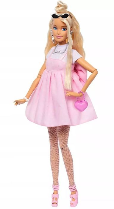 Barbie. HYV27 Deluxe Style. Lalka blond włosy. Barbie