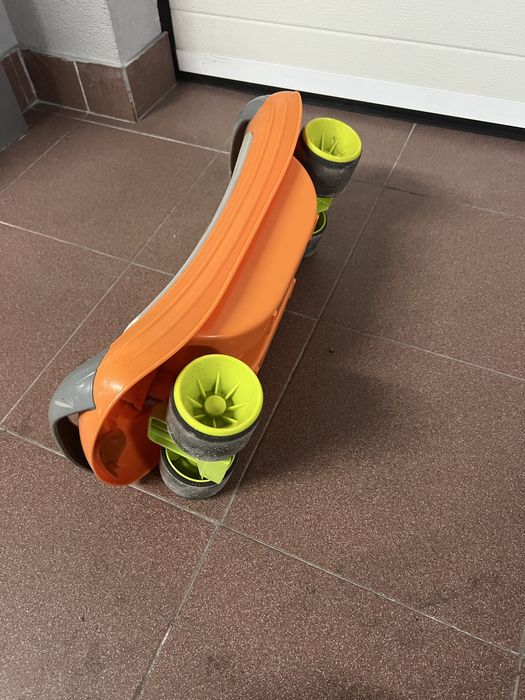 Vendo skate chico com sons