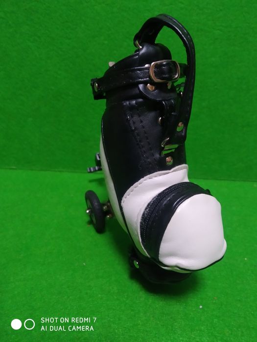 Оригинальный чехол-пенал для ручек.Европа.