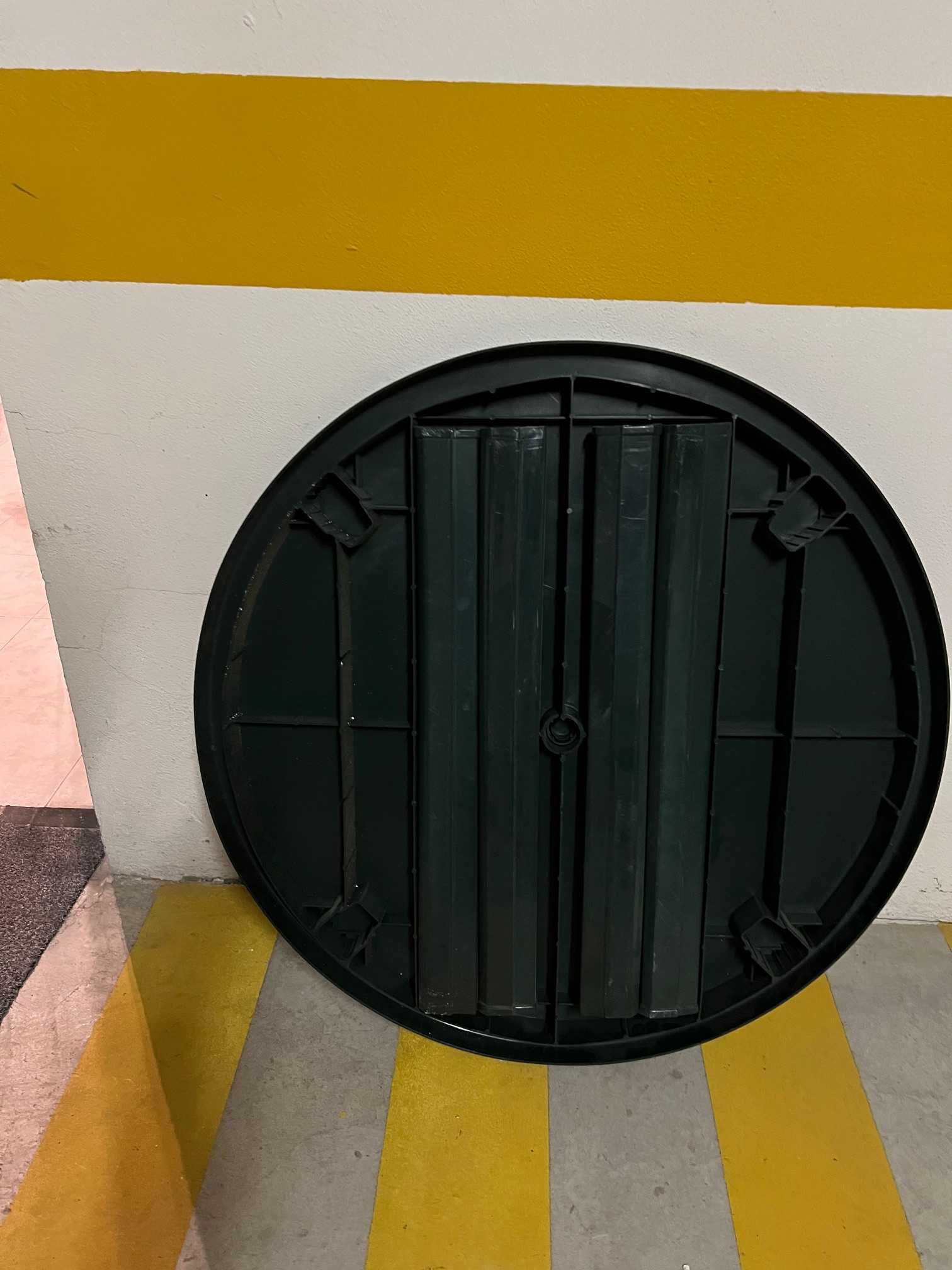 Mesa de plástico redonda